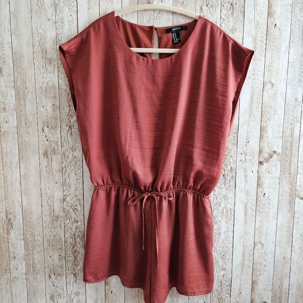 Women's Forever 21 Romper Size M
